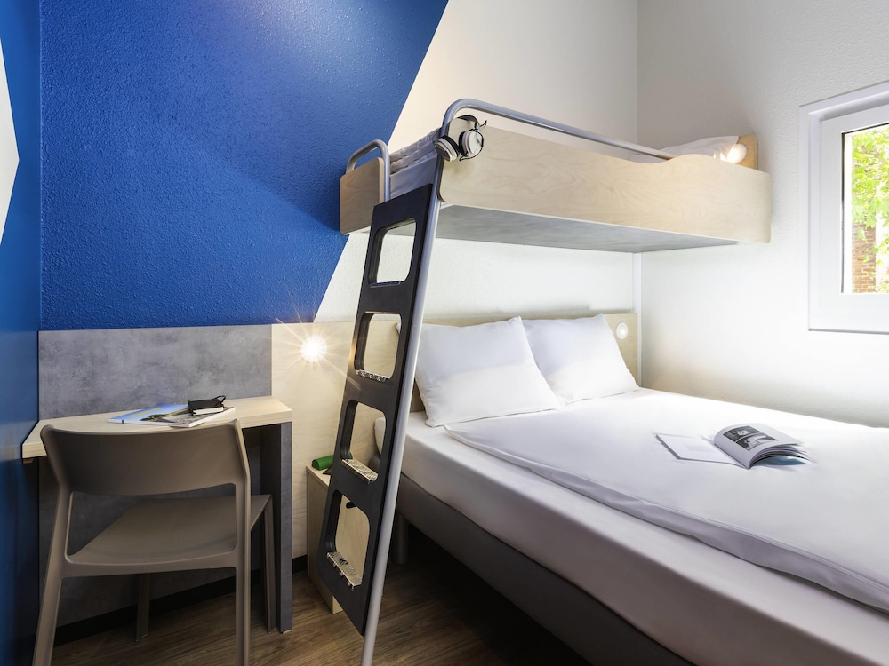 Habitación Doble con Cama supletoria del hotel Ibis Budget Ludwigsburg