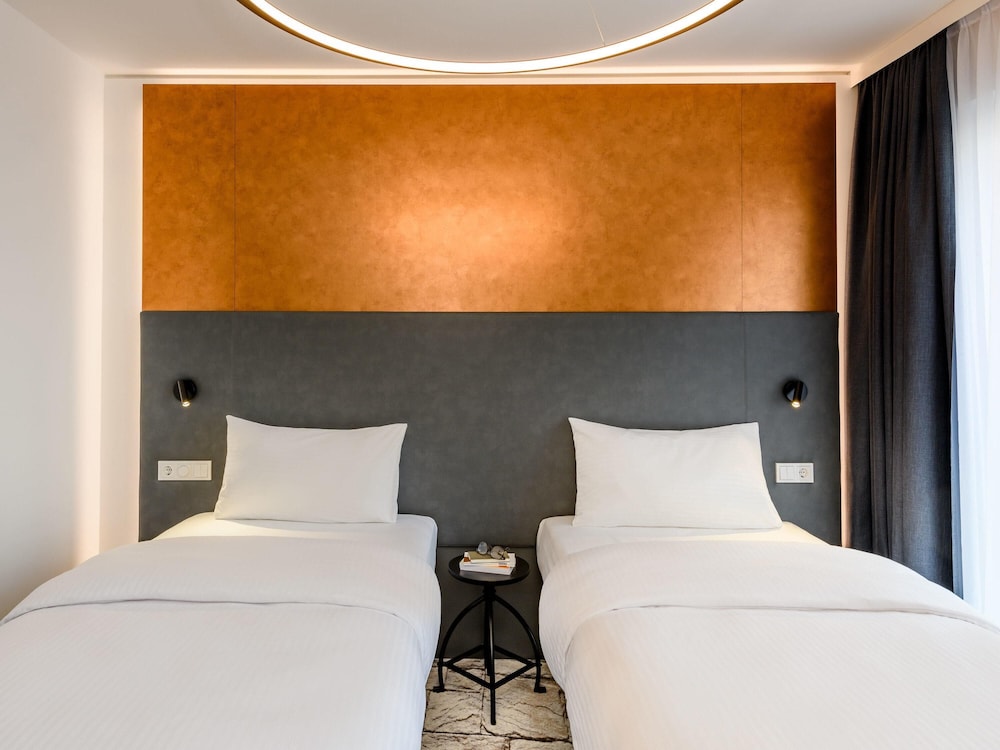 Habitación Gemela Confort: 2 camas individuales (100 x 200 cm) del hotel Ibis Styles Bamberg. Foto 5