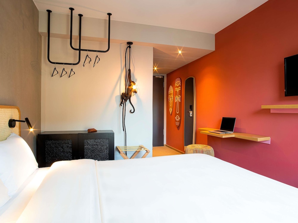 Habitación Estándar con 1 cama doble del hotel ibis Styles Bayreuth. Foto 6