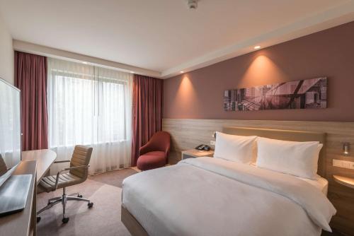 Habitación - No fumadores - Cama grande del hotel Hampton By Hilton Frankfurt City Centre East