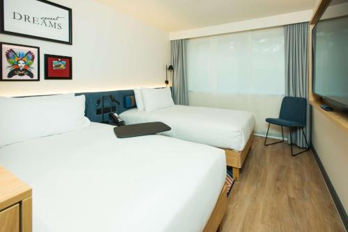 Habitación Doble - 2 camas del hotel Hampton by Hilton London Park Royal. Foto 4