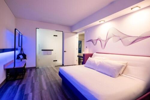 Suite VIP del hotel Yotel Miami. Foto 3