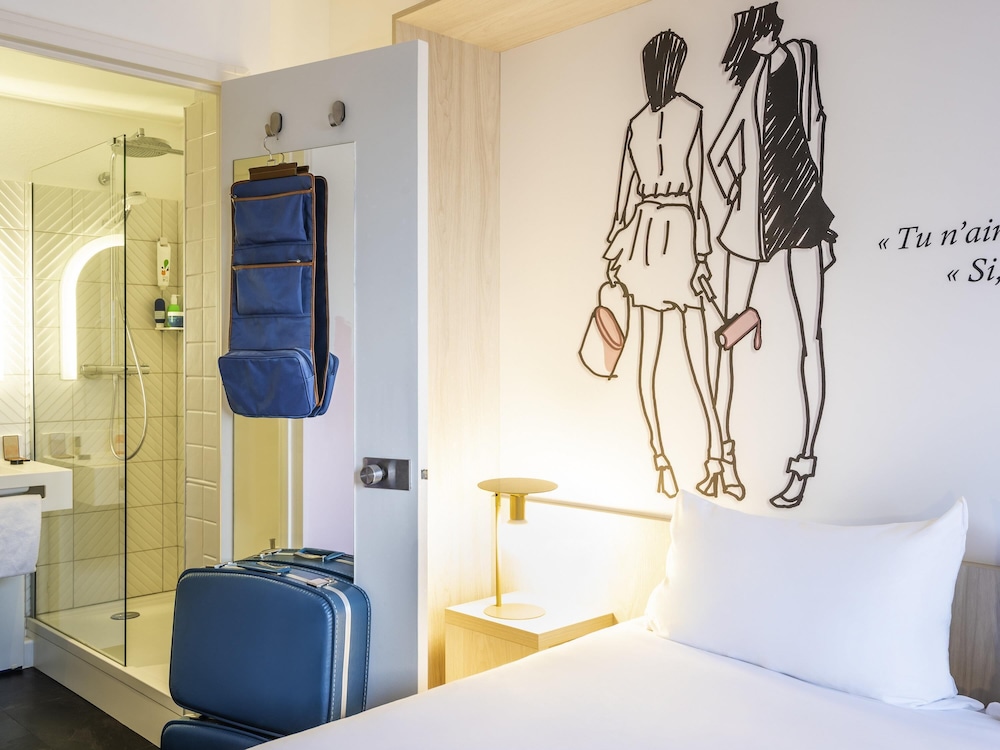 Habitación Estándar con 1 cama doble del hotel ibis Styles Sceaux Paris Sud. Foto 1