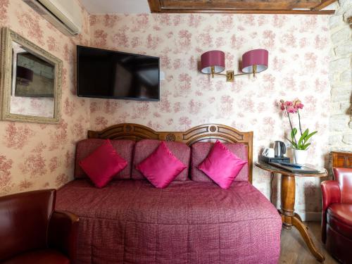 Habitación Doble Superior del hotel Minerve Paris. Foto 5