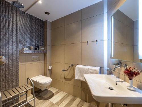 Habitación Individual Superior del hotel Minerve Paris. Foto 5