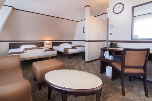 Habitación Doble Deluxe - 2 camas del hotel Toyoko Inn Frankfurt am Main Hauptbahnhof. Foto 4