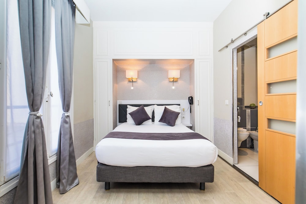 Suite Business del hotel De Paris Montparnasse. Foto 8