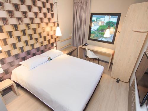 Habitación Doble Estándar del hotel Ibis Cúcuta