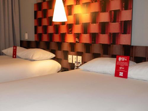 Habitación Doble Superior - 2 camas dobles del hotel Ibis Cúcuta. Foto 3