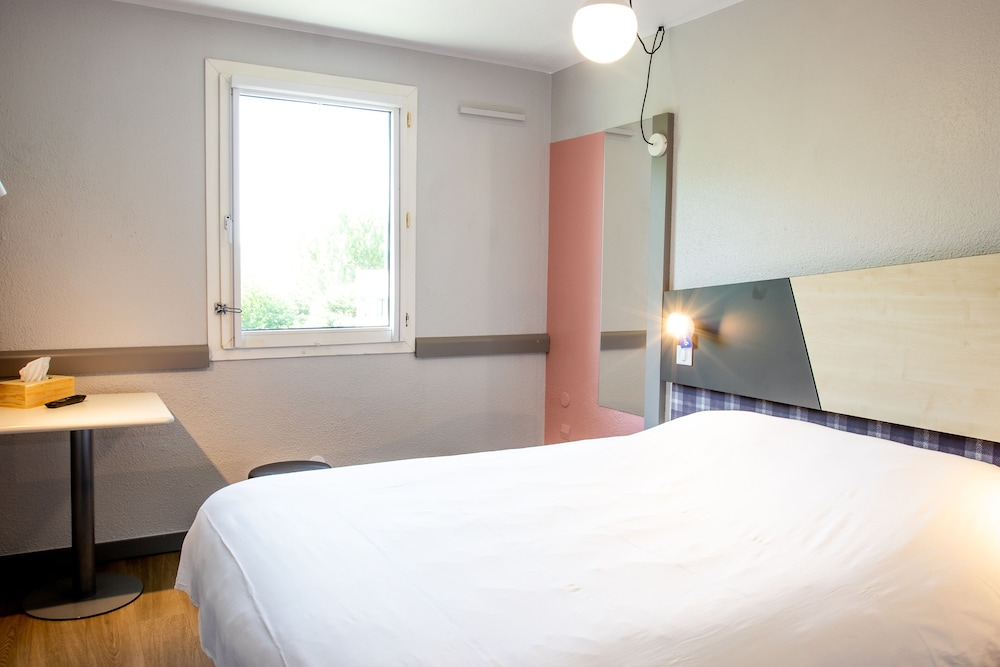 Habitación Pure con cama doble del hotel Greet Annecy Cran Gevrier By Accor. Foto 1