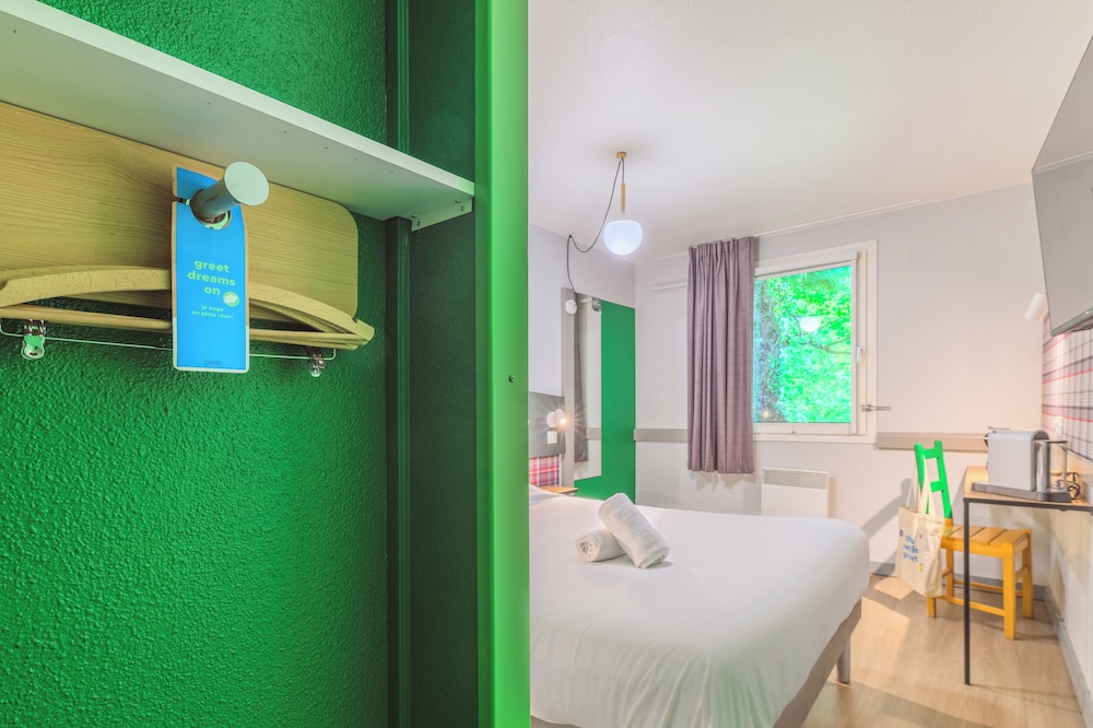 Habitación POP con vistas al jardín y 1 cama doble del hotel Greet Annecy Cran Gevrier By Accor. Foto 6