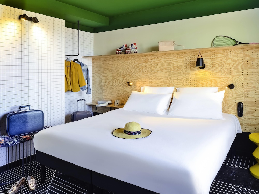 Habitación Estándar con 1 cama doble del hotel ibis Styles Lyon Meyzieu Arena Stadium. Foto 3