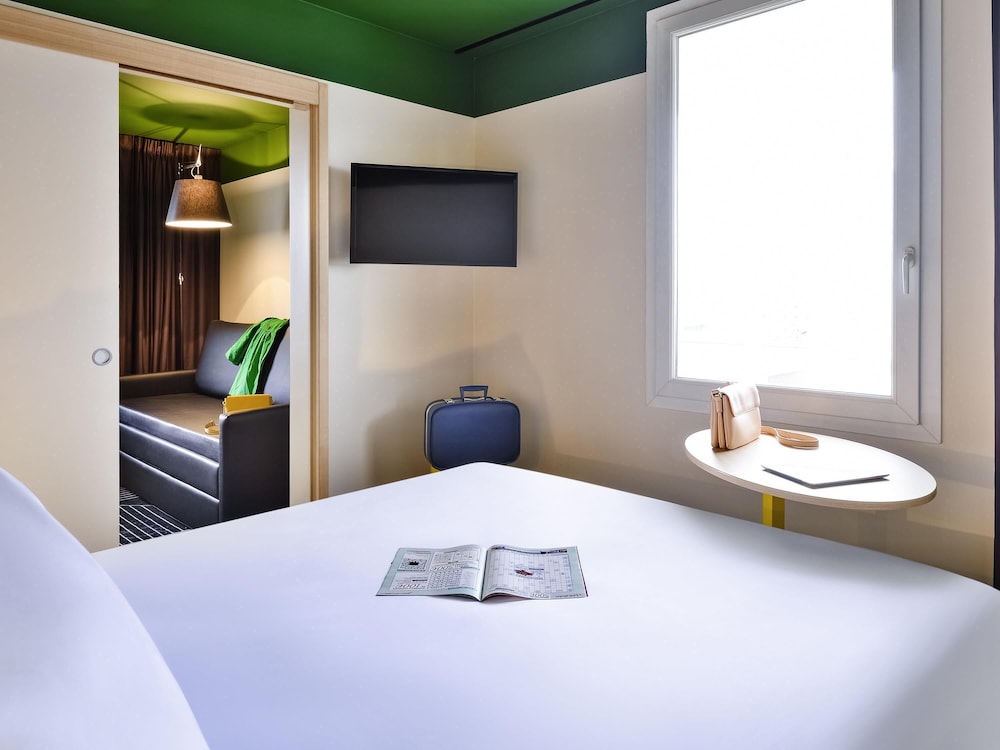 Habitación Familiar del hotel ibis Styles Lyon Meyzieu Arena Stadium. Foto 1