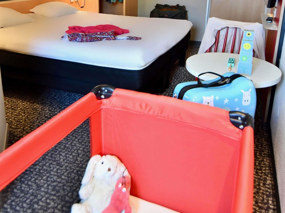 Habitación Estándar con 1 cama doble del hotel Ibis Nantes Saint Herblain. Foto 10