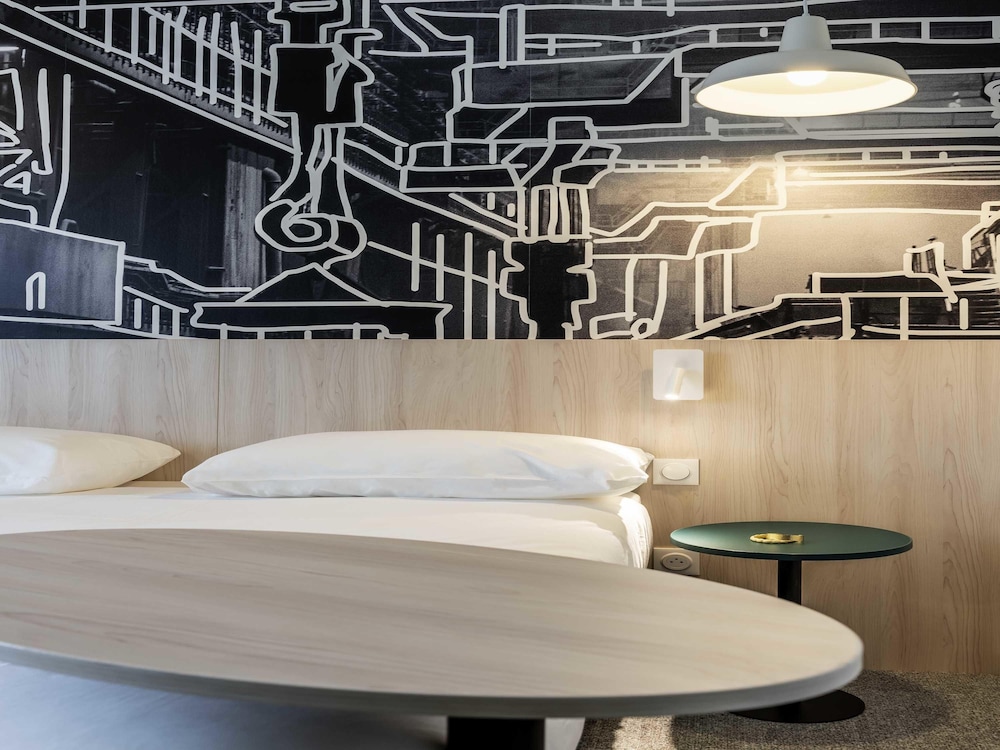 Habitación estándar con 2 camas individuales del hotel Ibis Styles Limoges Centre. Foto 1