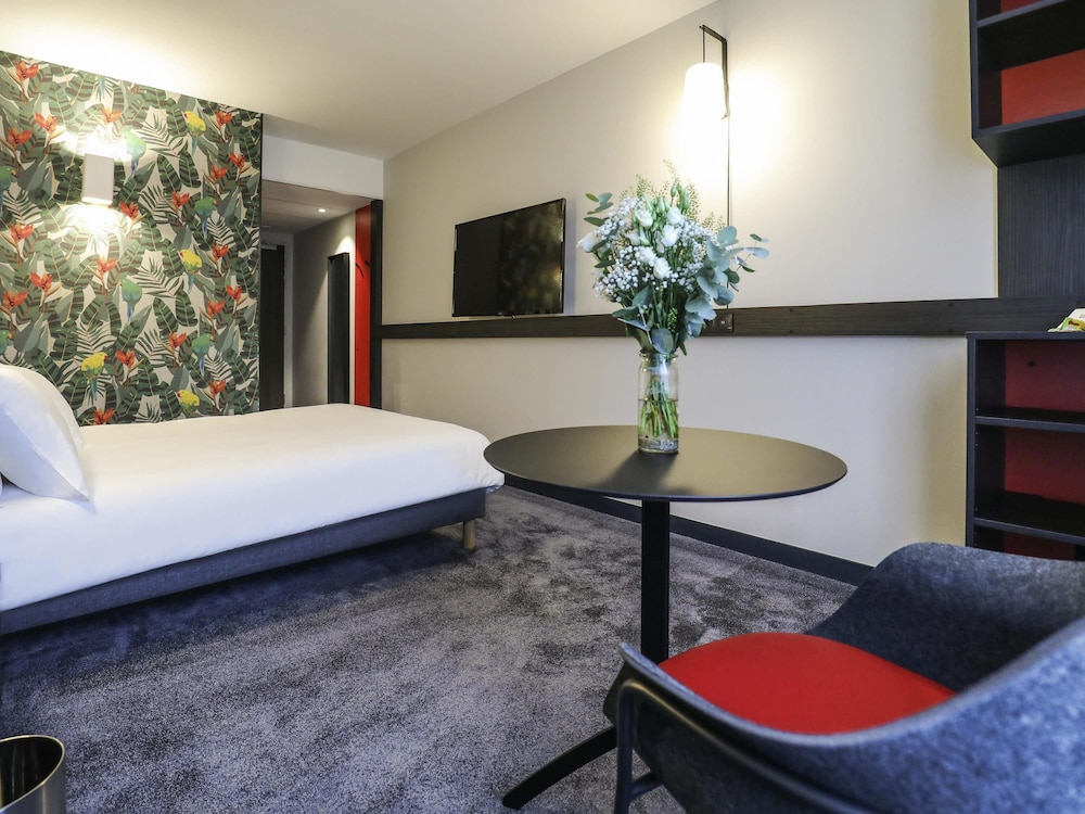 Habitación estándar con 2 camas individuales del hotel Ibis Styles Puteaux Paris La Defense