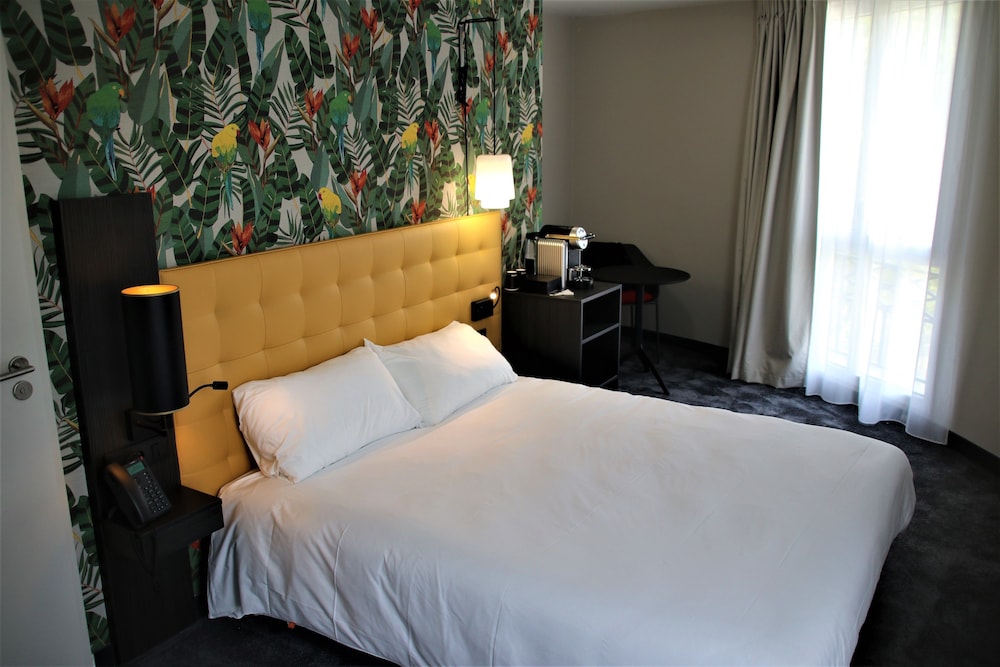 Habitación Premium con 1 cama doble del hotel Ibis Styles Puteaux Paris La Defense. Foto 1