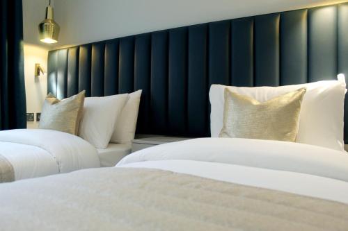 Estudio con 2 camas individuales del hotel NOX Waterloo. Foto 2