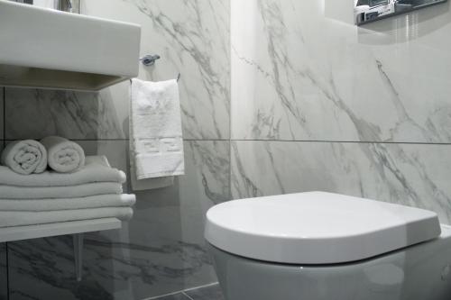 Estudio con 2 camas individuales del hotel NOX Waterloo. Foto 4