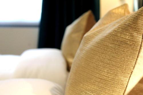 Estudio con 2 camas individuales del hotel NOX Waterloo. Foto 11