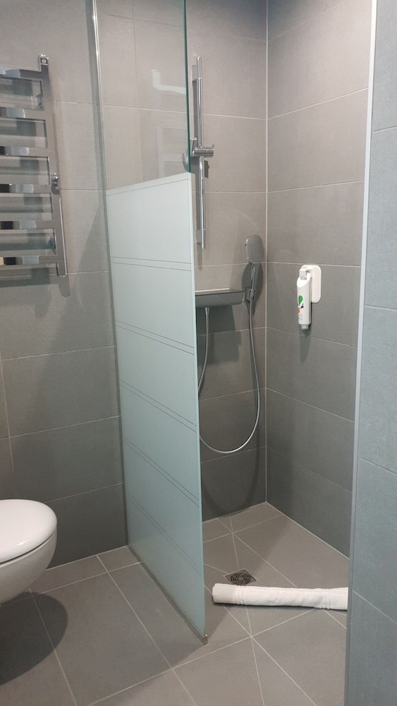 Habitación Estándar - Cama doble del hotel ibis Styles Ajaccio Napoleon. Foto 13