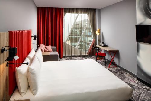 Habitación Familiar del hotel ibis Styles London Ealing. Foto 13