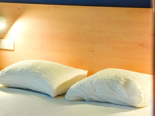 Doble - Habitación con cama grande del hotel Ibis Budget Rodez. Foto 1