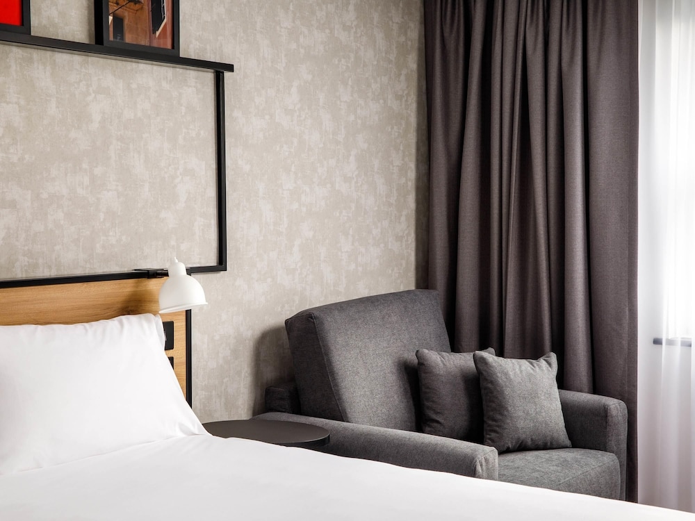 Habitación doble estándar con 1 cama doble del hotel ibis Wakefield East-Castleford. Foto 3