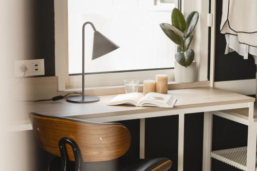 Habitación Doble Superior con terraza del hotel Room Select Tetuán. Foto 8