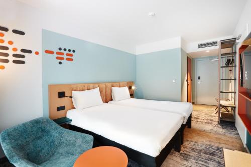 Habitación Doble Estándar - 2 camas del hotel Ibis Styles Kraków Centrum. Foto 8