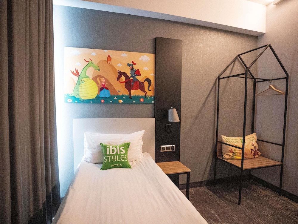 SINGLE - Habitación individual del hotel Ibis Styles Grudziadz. Foto 6