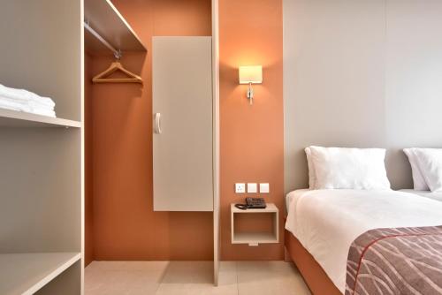 Habitación Doble Superior - 1 o 2 camas - Planta superior del hotel Mayflower. Foto 1