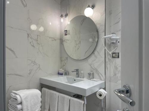 Suite del hotel Maxim Axial. Foto 5