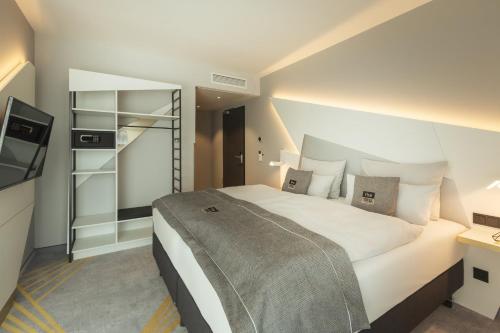 Habitación Estándar - 1 cama grande del hotel Holiday Inn - The Niu Coin Frankfurt Ostend, An Ihg. Foto 5