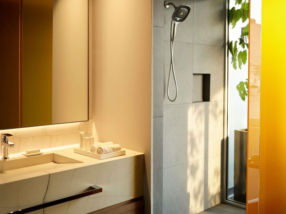 Suite Superior con terraza del hotel Mondrian Mexico City Condesa. Foto 6