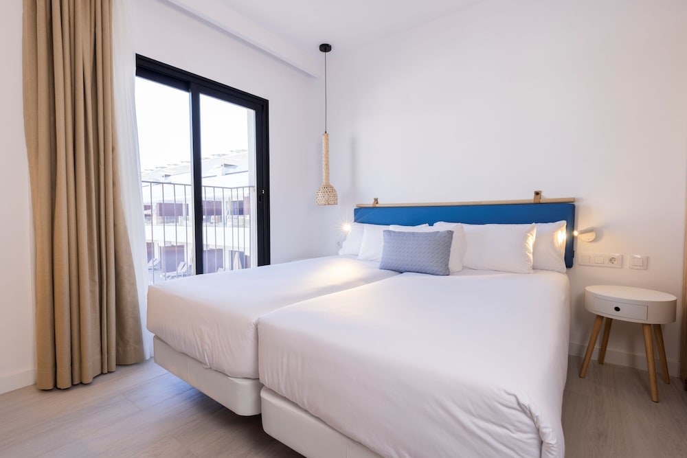 Ático superior, 1 habitación, terraza del hotel Esmeralda Cotillo Homes by LIVVO. Foto 1