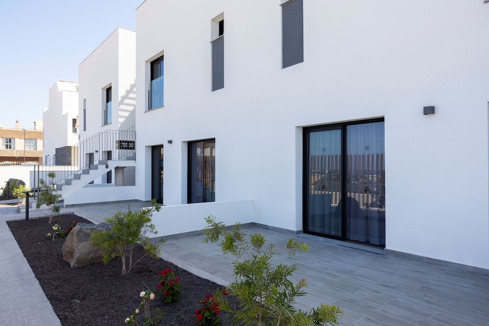 Apartamento Balcón o Terraza 2 habitaciones Familiar Sofá Cama incluido 2 Camas individuales del hotel Esmeralda Cotillo Homes by LIVVO. Foto 5