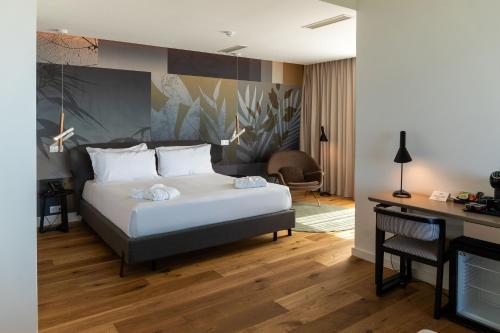 Suite con vistas al mar del hotel Sines Sea View
