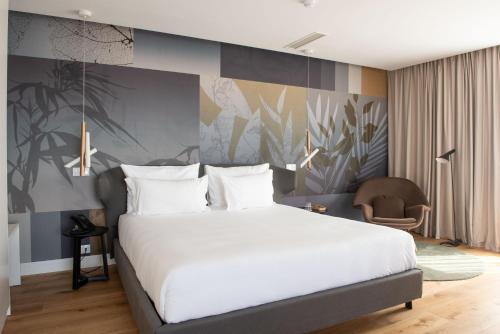 Suite con vistas al mar del hotel Sines Sea View. Foto 1
