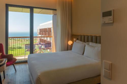 Habitación Doble Superior con vistas al mar del hotel Sines Sea View
