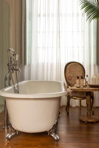 Habitación Doble Superior del hotel La Casa De Los Naranjos. Foto 11