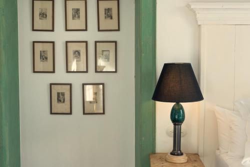 Habitación Cuádruple Superior del hotel La Casa De Los Naranjos. Foto 6