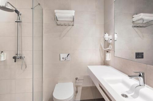 Habitación Doble del hotel B&B Lisboa Oeiras. Foto 4