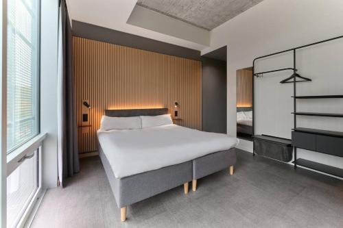 Habitación Doble Estándar del hotel Zleep Madrid Airport. Foto 6