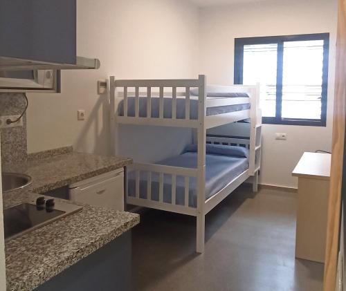 Habitación Doble Económica del hotel Micampus Rector Estanislao del Campo - Students Residence. Foto 1