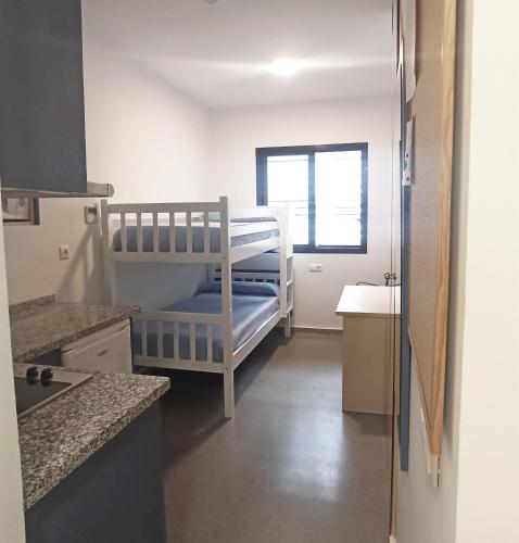 Habitación Doble Económica del hotel Micampus Rector Estanislao del Campo - Students Residence. Foto 3