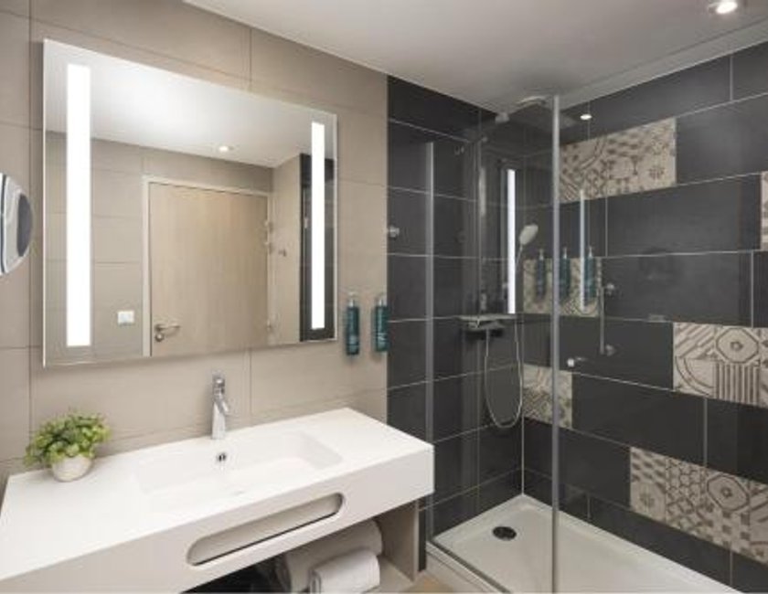 Habitaciones Comunicadas Familiares del hotel Hilton Garden Inn Paris La Villette. Foto 1