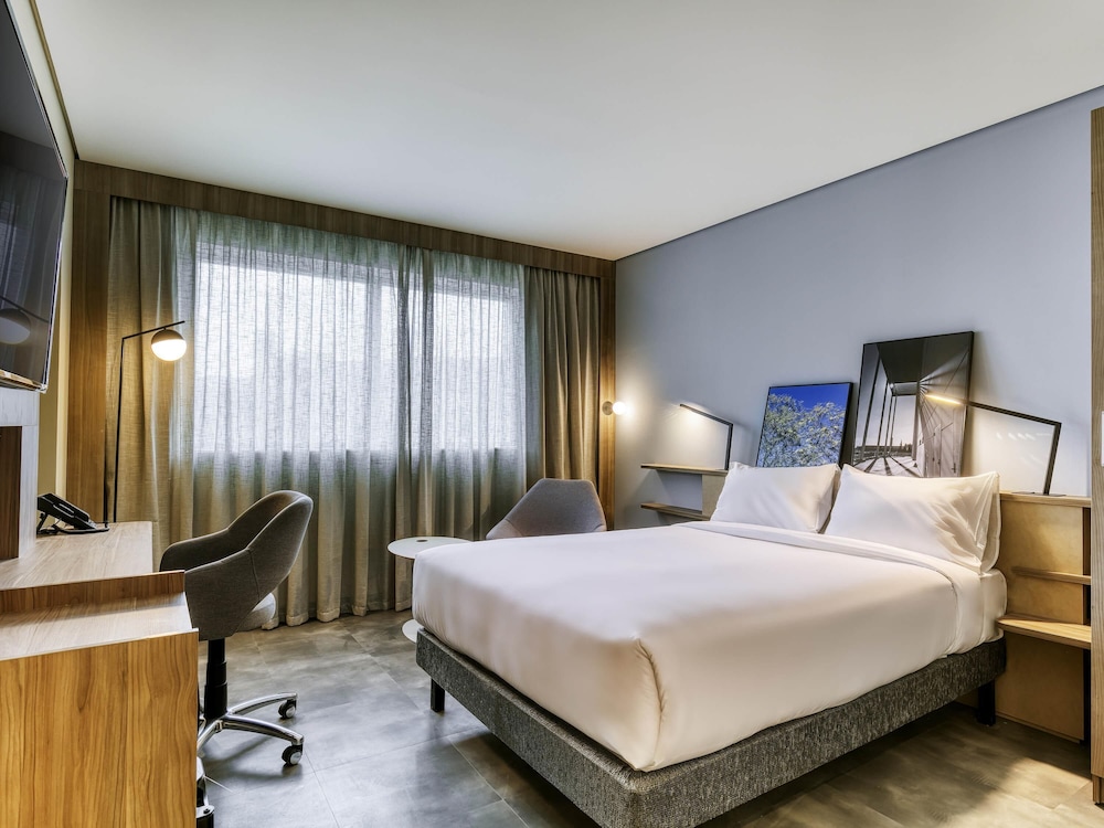 Habitación Executive con 1 cama doble adaptada para personas con discapacidad del hotel Novotel Belo Horizonte Savassi. Foto 3