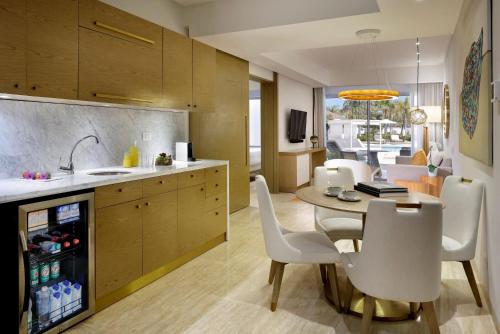 Suite Swim - Up del hotel Paradisus Grand Cana - All Suites - All Inclusive. Foto 4