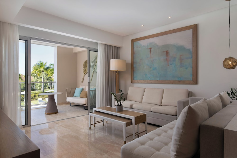 Suite Master con vistas al jardín del hotel Paradisus Grand Cana - All Suites - All Inclusive. Foto 3